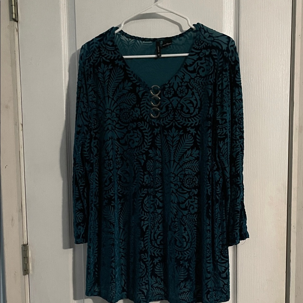 New Directions Teal and Black Patterned Top